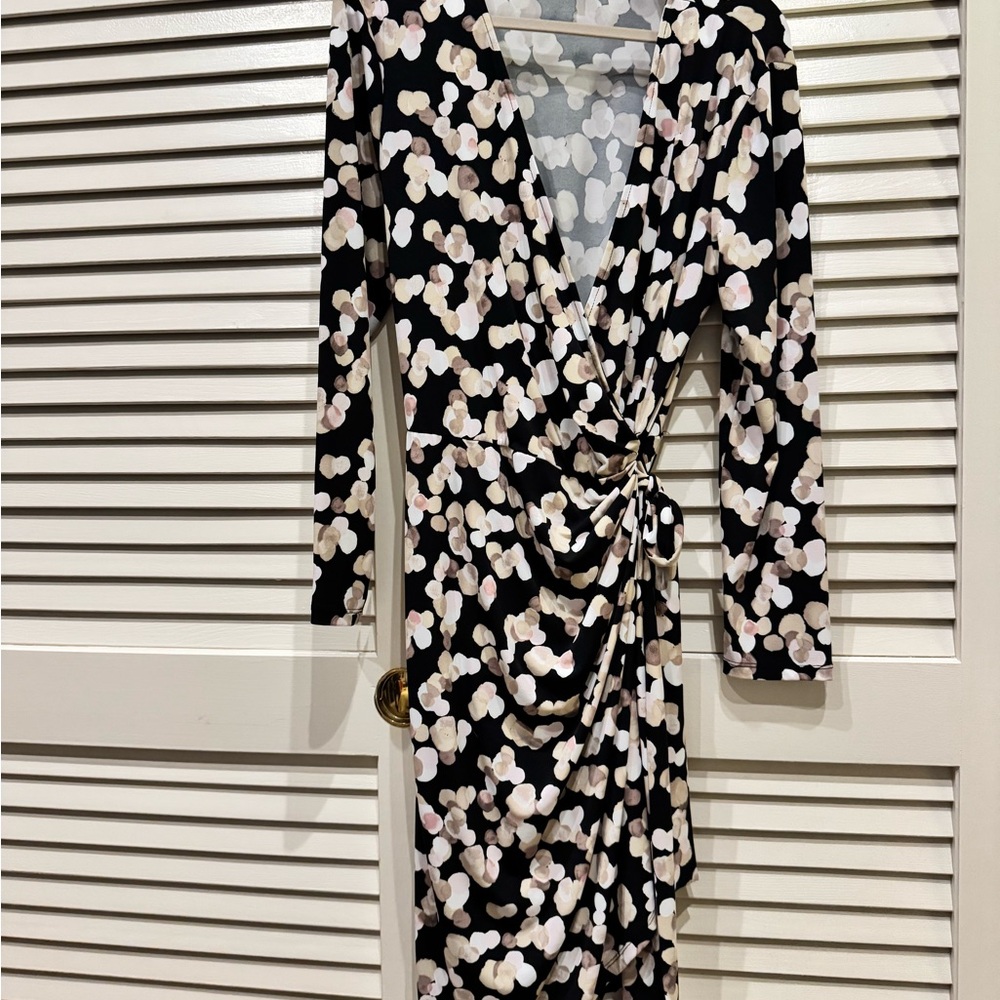Maggy London Black and Cream Floral Dress